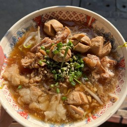 ก๋วยเตี๋ยวเนื้อแม่ผัว