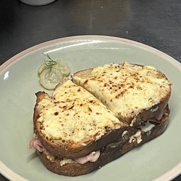 CROQUE MONSIEUR