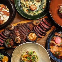 LAVA Fire Grill Thong Lo 10