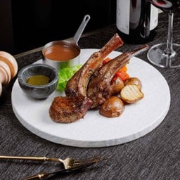 LAMB CHOPS (2 Pieces)