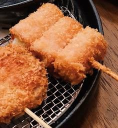 D05 - เบคอนพันชีส Cheese Bacon