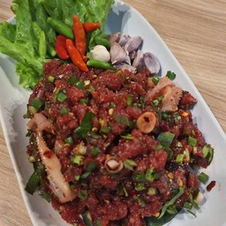 ก้อยเนื้อดิบไม่ขม