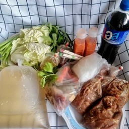 3. หมูกะทะ ชุดกลาง