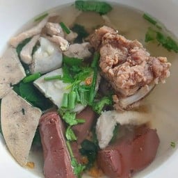 วุ้นเส้นน้ำใส