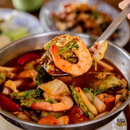 แกงส้มชะอมกุ้ง
