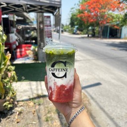 สตอเบอรี่ชาเขียวนม