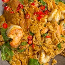 ไข่เจียวพริกแกงใส่กุ้ง