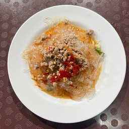 ยำวุ้นเส้นหมูสับ