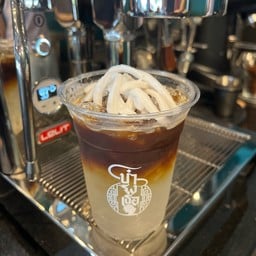Coconut black (กาแฟมะพร้าว)
