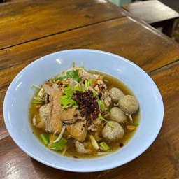 ก๋วยเตี๋ยวแชมป์