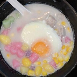 บัวลอยทรงเครื่อง ไข่หวาน