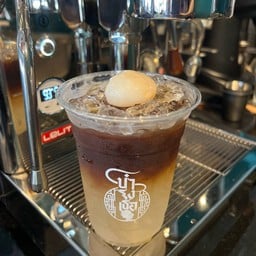 Lychee black (กาแฟลิ้นจี่)