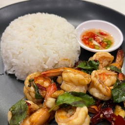 ข้าวกะเพรากุ้ง