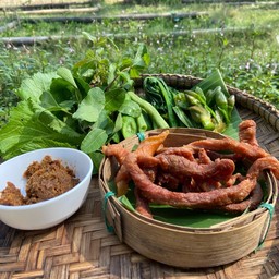 หมูแดดเดียว แจ่วบอง