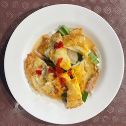 ยำไข่ดาว