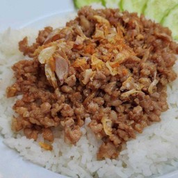 หมูสับทอดกระเทียมราดข้าว