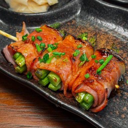 B19 - เบคอนพันหน่อไม้ฝรั่ง Asparagus Bacon