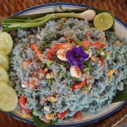 ข้าวผัดรวม (จานใหญ่)