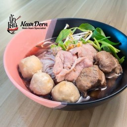 ก๋วยเตี๋ยวรวมหมู(ซี่โครงหมูตุ๋น) 🐷