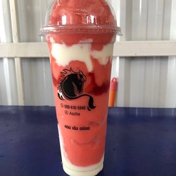 สมูทตี้สตอเบอรี่(สตอเบอรี่โยเกิร์ตปั่น)