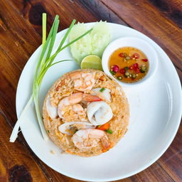 ข้าวผัดรวม S
