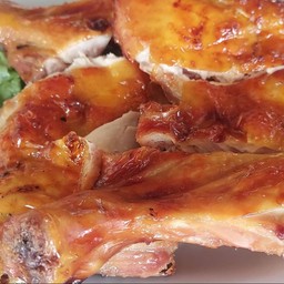 ไก่ย่างครึ่งตัว