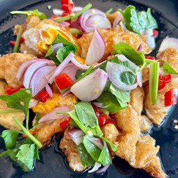 ยำไข่ดาว แซ่บๆ