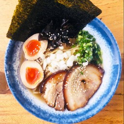 ราเมงโชยุน้ำมันงา