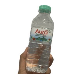 น้ำแร่ ออร่า
