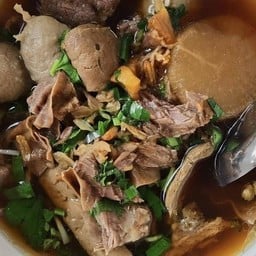 กระเพรา&ก๋วยเตี๋ยวชื่นชีวา
