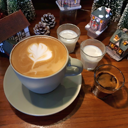 Latte [HOT]