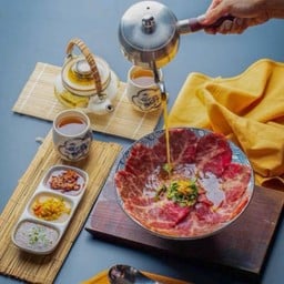 ก๋วยเตี๋ยววากิวเนื้อใบพาย