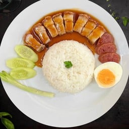 ข้าวหมูกรอบ Rice with Crispy Pork