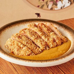 ข้าวแกงกะหรี่หมูคุโรบูตะทอด