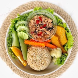 ข้าวดอยกะเพราหมูสับลีนๆ แคลน้อย ไร้มัน