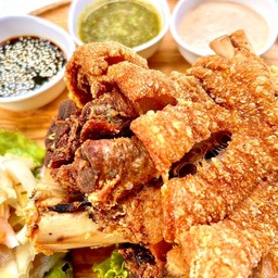 ขาหมูเยอรมัน