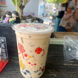 ร้านเจ๊ติ๋ว กาแฟสด หน้าเซเว่นบางกอกปาล์ค ข้างๆๆร้านส้มตำลุงบรรณ ตำแหลก