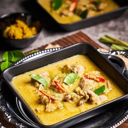 แกงเขียวหวานหมู (กับข้าว)
