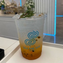 Sparking Passion Fruit (เสาวรสโซดา)