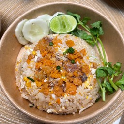 ข้าวผัดไข่ปู