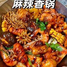 หม่าล่าผัดแห้ง+(สามารถทานคู่กับข้าวสวยร้อนๆ)