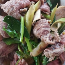 เนื้อน่องลายลวกจิ้ม