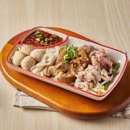 ก๋วยเตี๋ยวพริกจี่ ปตท.เมืองทอง
