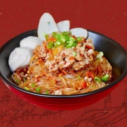 ครบรส ก๋วยเตี๋ยวแห้งคลุก ตลาดสุวรรณเกลียวทอง หทัยราฎร์31