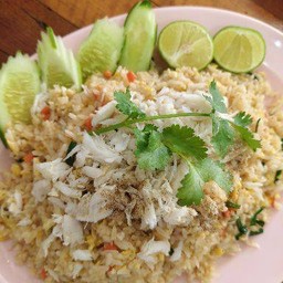 ข้าวผัดปูชุดใหญ่ 
