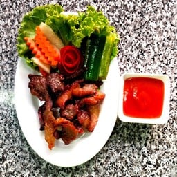 ร้านแอบแซ่บริมทาง ส้มตำ ลาบ น้ำตก