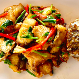 ปลากะพงผัดคื่นฉ่าย