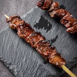 B12 - หัวใจไก่ Hatsu