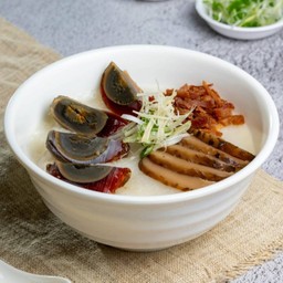 โจ๊กแฮมจินหวาและไข่เยี่ยวม้า