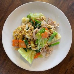 ผัดมาม่า …